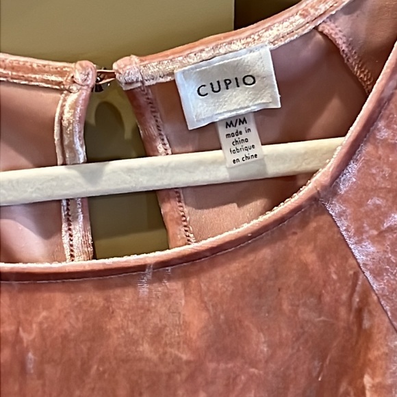 Cupio Pink Velvet Tunic Bohemian Peasant Gypsy Medium EUC - Picture 3 of 7